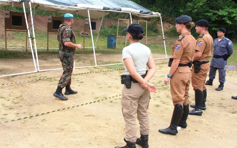 unpol02