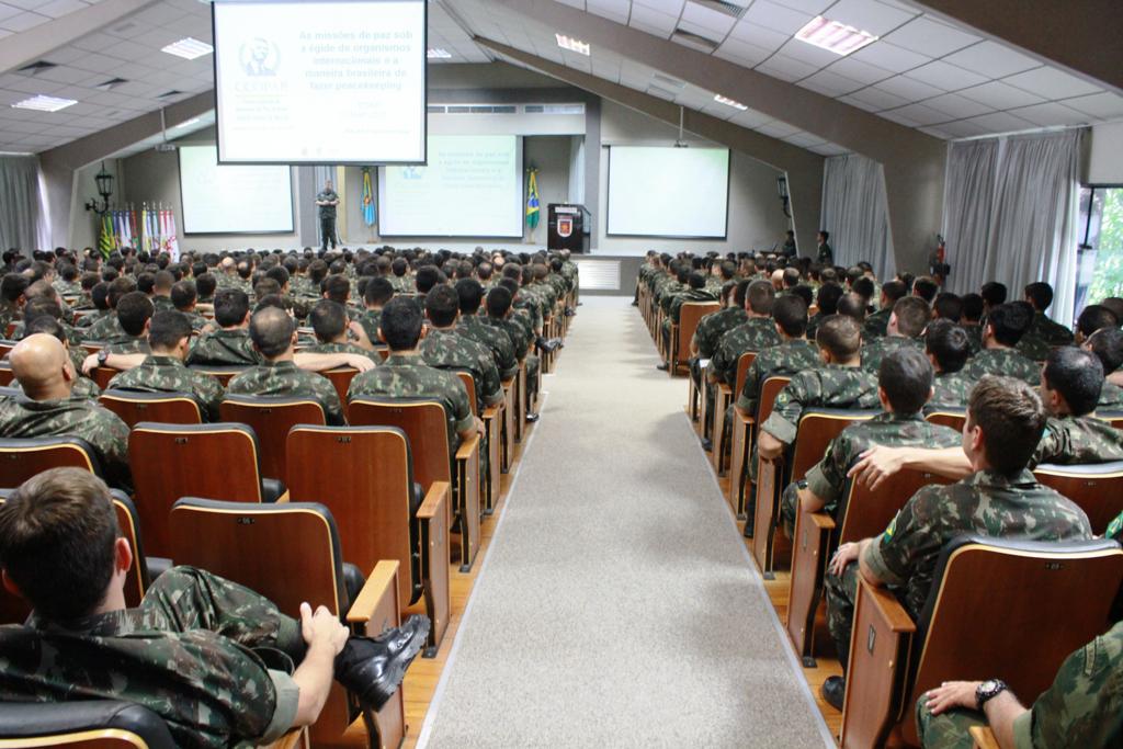 palestra institucional esao 001