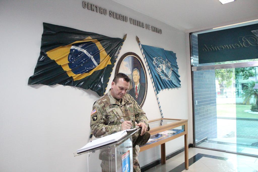visita cadetes rotc 003