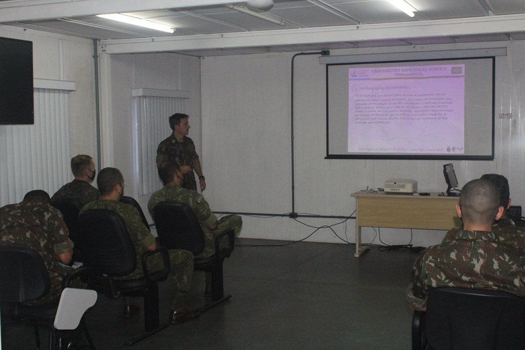 instrucao quadros aav out21 007