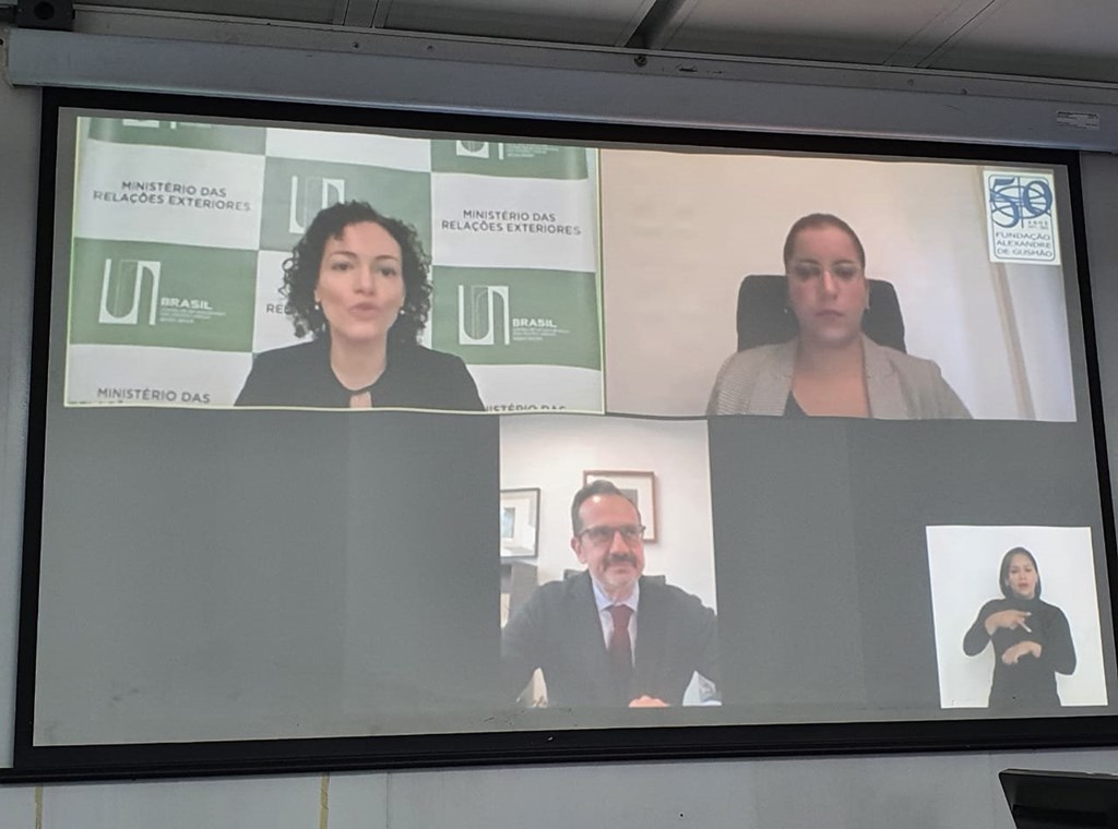 seminario virtual mre out21 005