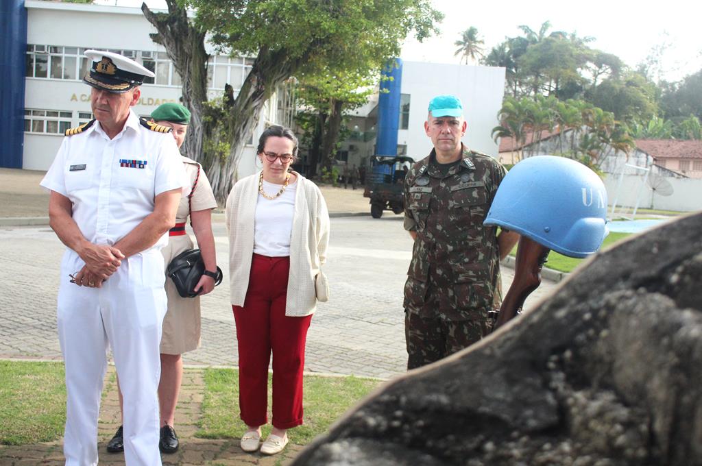 visita adido defesa reino unido ago23 004