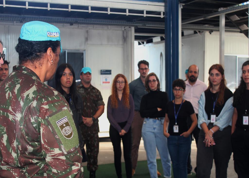 visita instituto meira mattos abr23 002