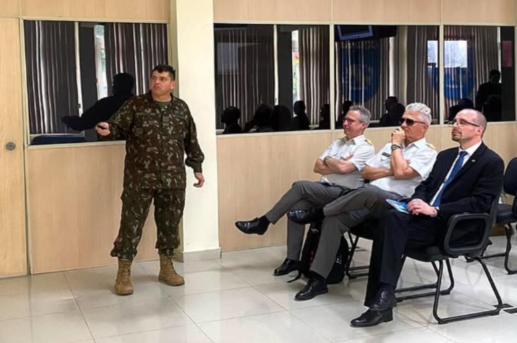 visita secretario md austria abr25 004