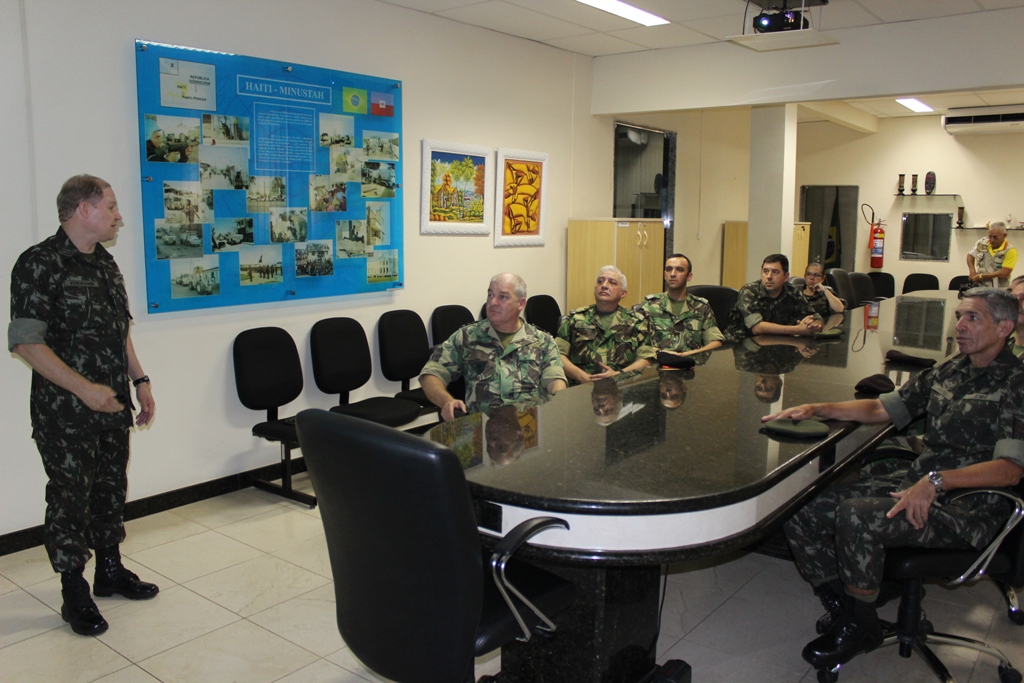 Visita Cmte Exercito Portugues 004