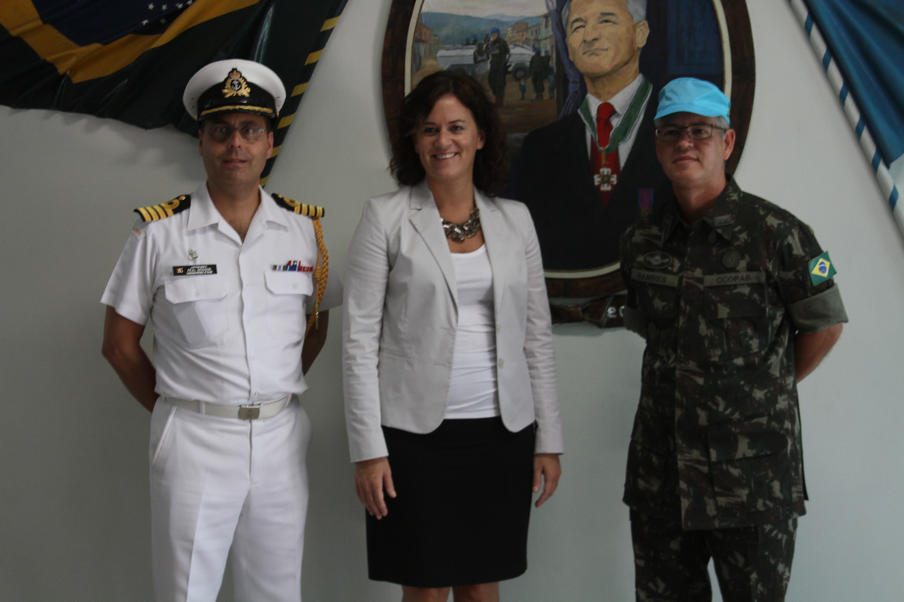 visita adido canada 001