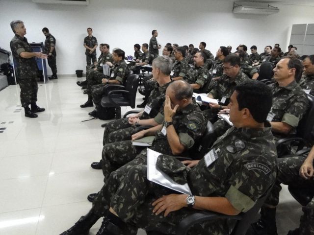 epcoem2012-1 01dia 02