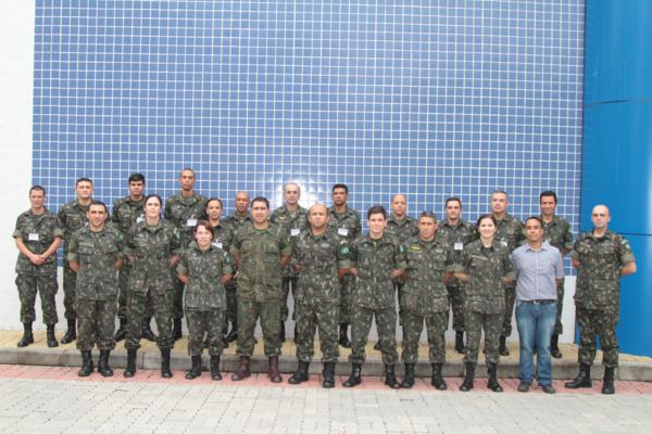 etmil fev13 01